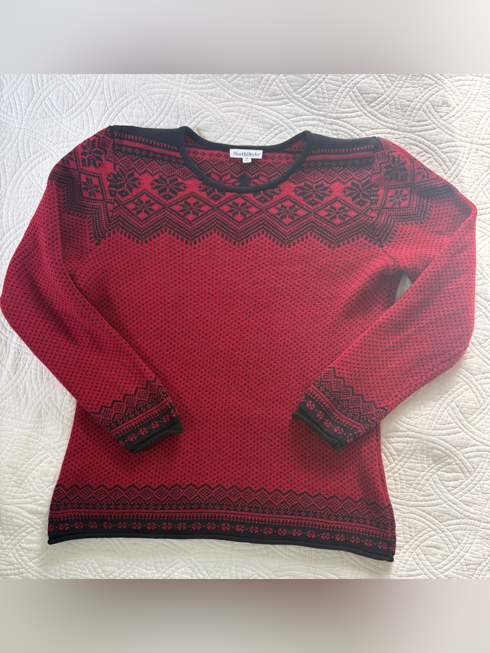 NorthStyle Red & Black Fair Isle Knit Sweater Medium
